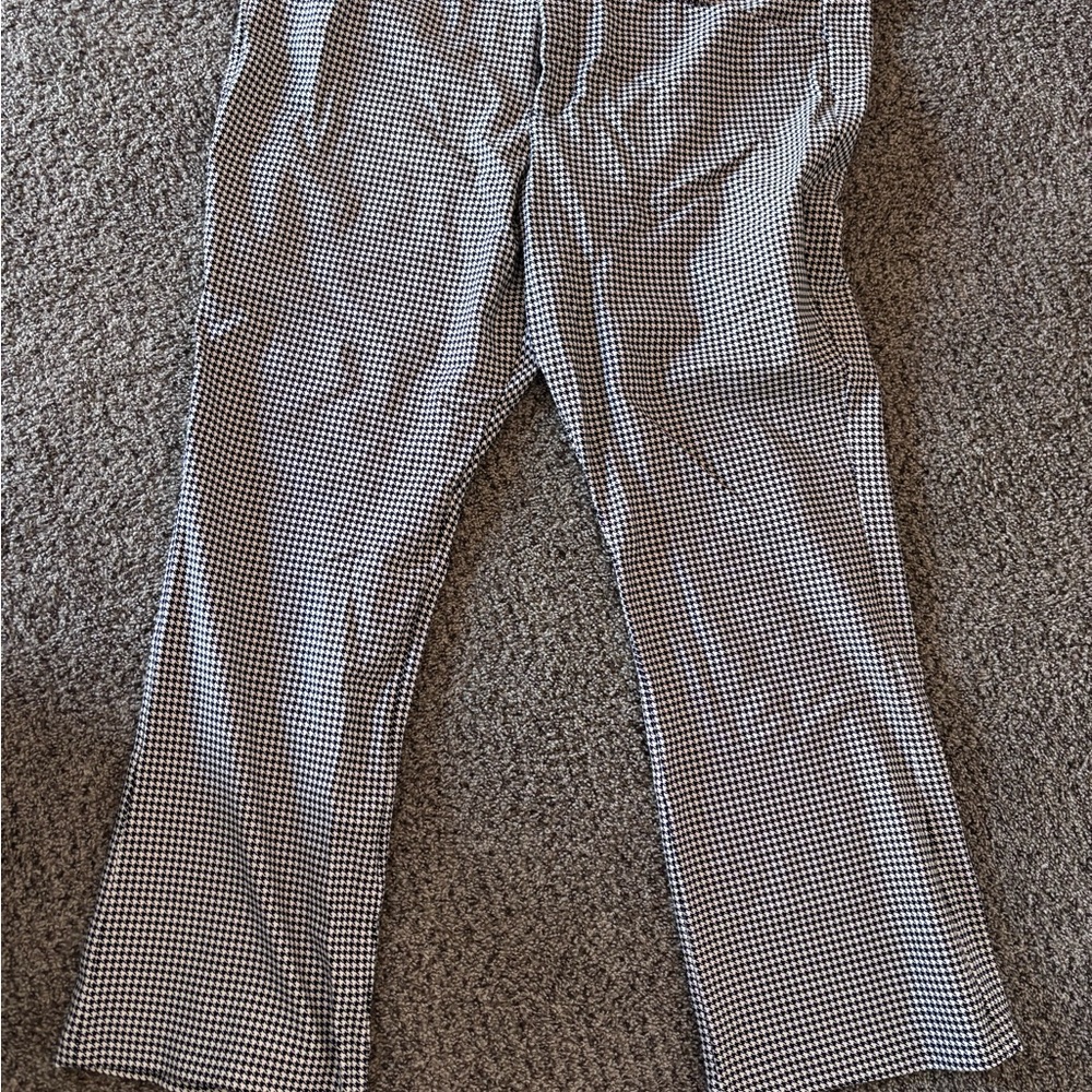Studio women’s Black and White Checkered Dress Pants